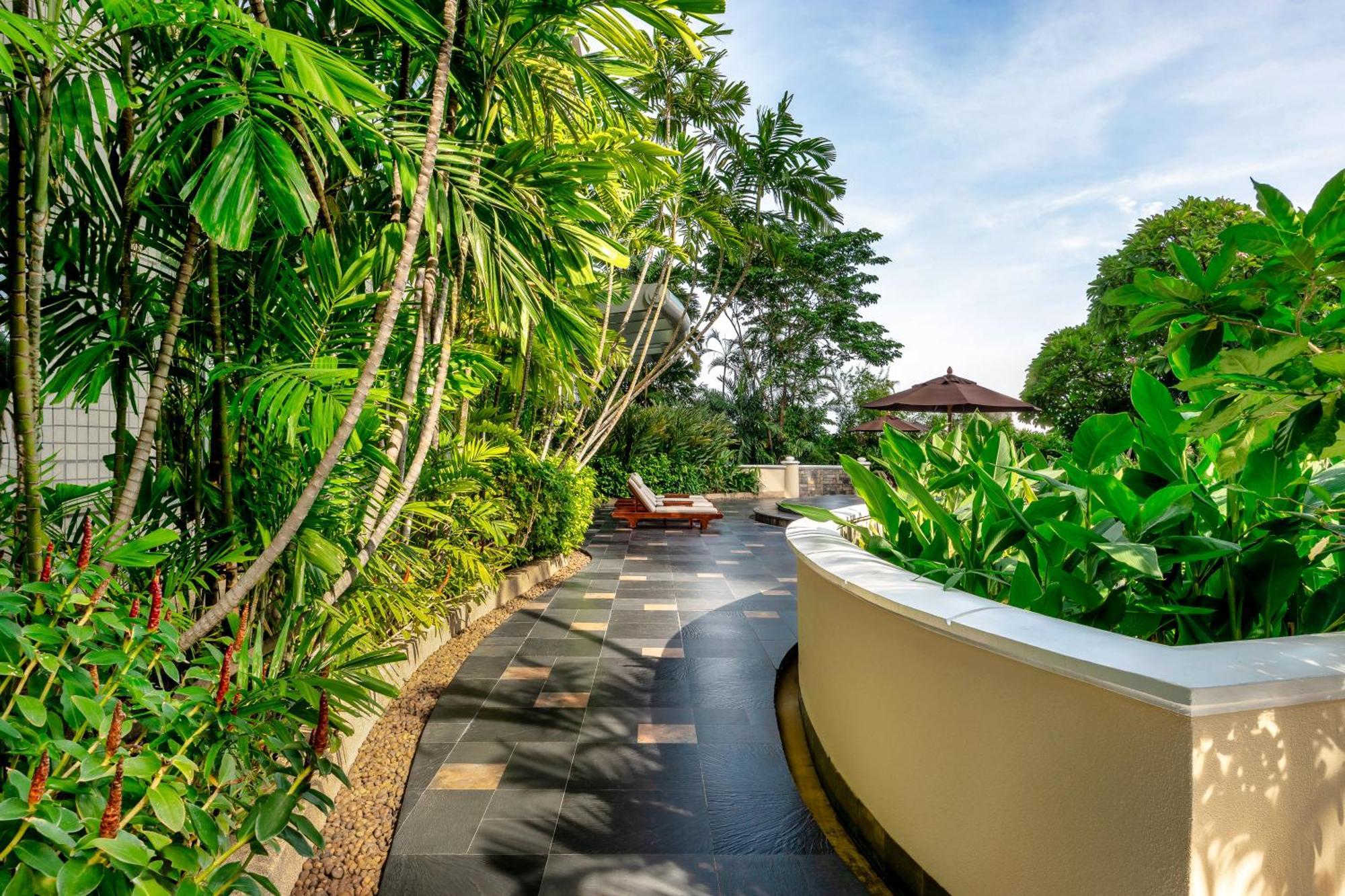 Conrad Bangkok Residences Buitenkant foto
