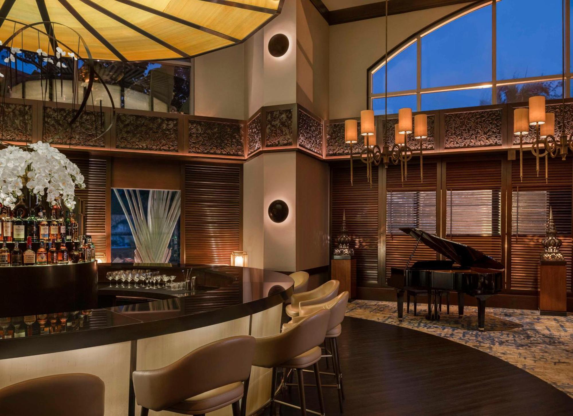 Conrad Bangkok Residences Buitenkant foto