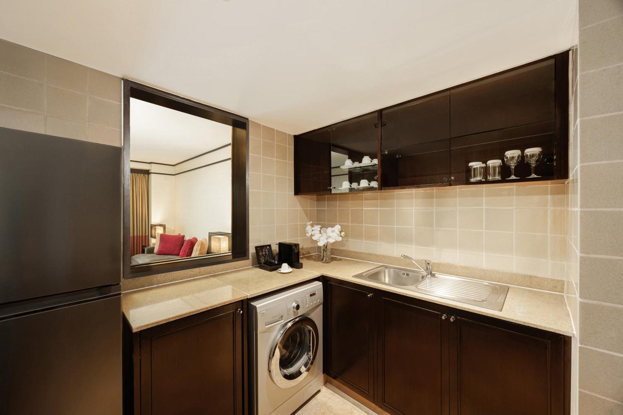 Conrad Bangkok Residences Buitenkant foto